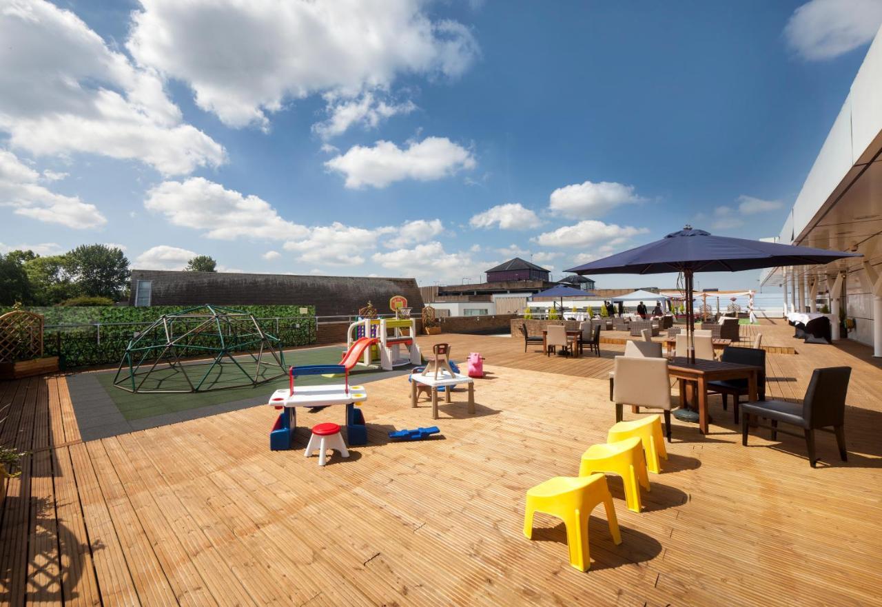 Grange Bracknell Hotel Екстер'єр фото