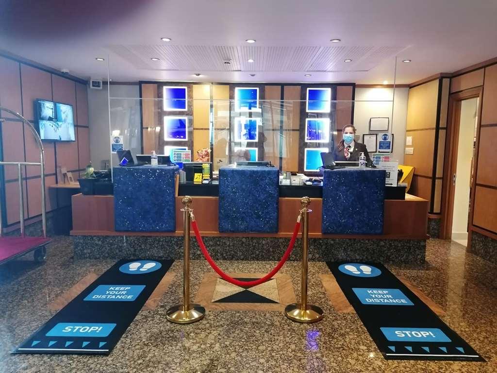 Grange Bracknell Hotel Інтер'єр фото